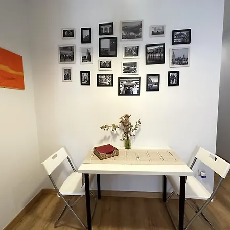 Alma De San Bernardo Apartment Seville